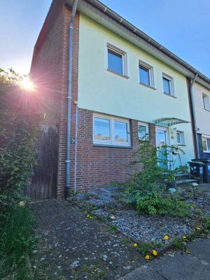 Stilvolles Reihenendhaus mit Gartenidylle, Balkon & Wohlfühlatmosphäre in Bielefeld-Sennestadt