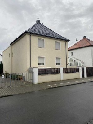 Schönes Haus in Mörfelden-Walldorf -Privat Verkauf!!! Wir möchten keine anfragen von Makler!