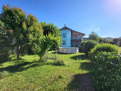GERÄUMIGES ECKREIHENHAUS MIT GROSSEM GARTEN IN IDYLLISCHER LÄNDLICHER LAGE