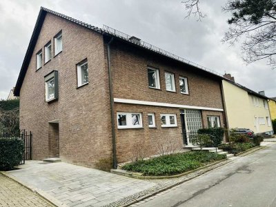 Erstbezug nach Sanierung: Dachgeschosswohnung mit Loggia, Nähe Klinikum in Unna Innenstadt