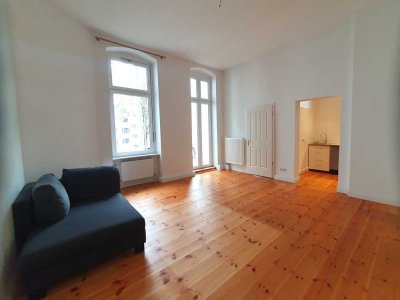 individuell + stilvoll + saniert + Balkon --- gepflegte Altbauwohnung nahe Spreeufer