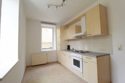 2 Zi.-Wohnung mit EBK in ruhiger Lage