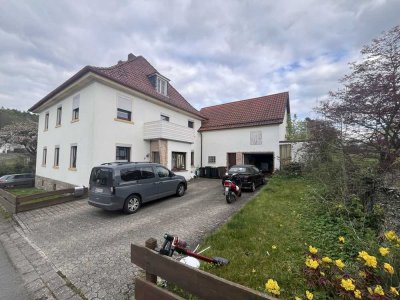 Großzügiges Einfamilienhaus im Villenstil mit großem Garten