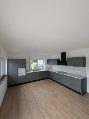 Neubau/Erstbezug:  Wohnung mit großem Balkon
