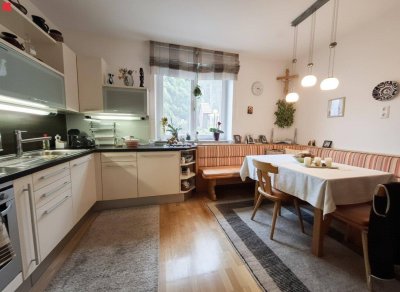 Modernisiertes Familienhaus in absoluter Ruhelage