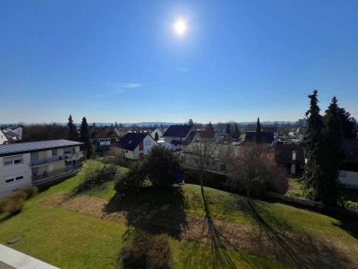 Ruhig wohnen mit traumhafter Aussicht - 3,5-Zimmer-Wohnung mit Balkon & TG-Stellplatz