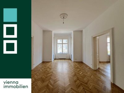 Stilaltbau mit Gemeinschaftsgarten