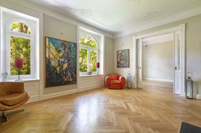 Gartenjuwel fußläufig zur Alster - Altbaucharme trifft Großzügigkeit!