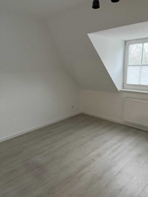Moderne 3-Zimmer Maisonette-Wohnung mit Balkon in Lilienthal