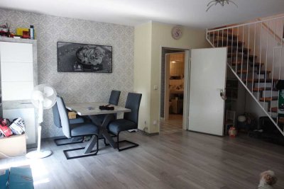 Pfiffige 3-Zimmer-Maisonette-Wohnung mit Balkon - mitten im Grünen