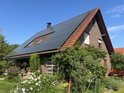 KARSTEN IMMOBILIEN ermöglicht Ihnen: Familienglück im Grünen, traumhaftes ZFH in Auhagen, RESERVIERT