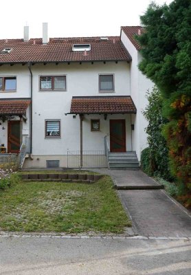 modernisiertes 6-Zimmer-Reihenhaus  - provisonsfrei