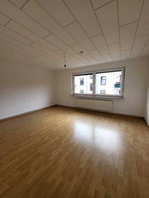 Moderne 3-Zimmer-Wohnung (70 m²) – Frisch renoviert - Perfekt geschnitten - WG geeignet