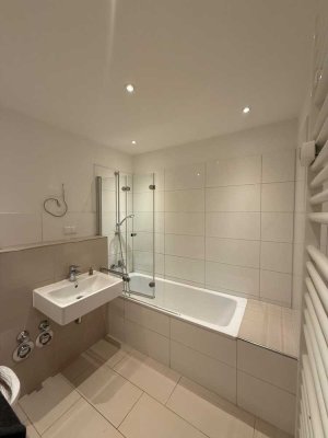 Moderne 3-Zi.-Wohnung in Ratingen West mit Balkon!