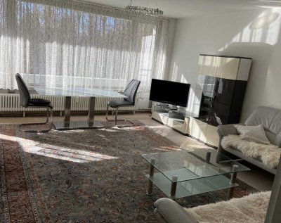 Voll möblierte 2 Zimmer-Wohnung mit Balkon und EBK in S