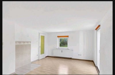Stilvolle 4-Zimmer-Wohnung mit Garten in Mammendorf