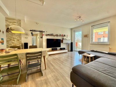 SONNIGE 3-ZIMMER-WOHNUNG mit 23 m² Terrasse, Balkon &amp; Grünblick in Teesdorf!
