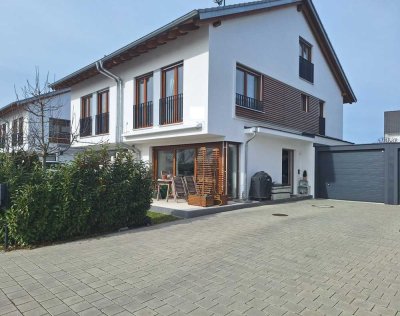 Schöne Doppelhaushälfte mit moderner Ausstattung in Olching/Schwaigfeld - provisionsfrei