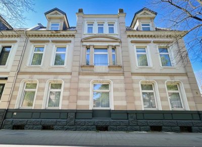 Herrschaftliche Beletage an der Oker: 165 m² Altbau-Traum mit 7 Zimmern, Wintergarten und Bootssteg