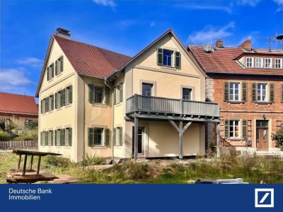 Einfamilienhaus mit Ausbaupotential in idyllischer Lage mit unverbaubarem Blick!