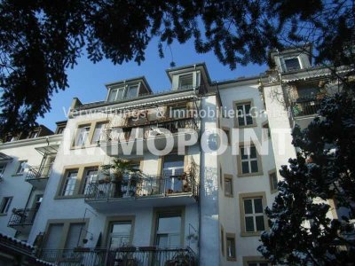 ** Studieren in Karlsruhe = WG-geeignete Altbauwohnung in der Karlsruher Südweststadt!