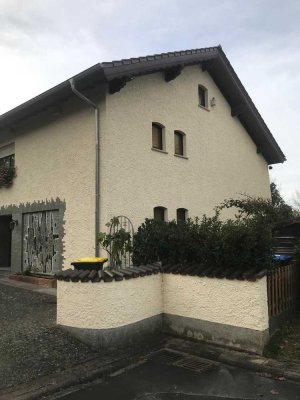 Großzügiges Einfamilienhaus in Fulda–Petersberg mit Pool, Sauna & weitläufigem Garten