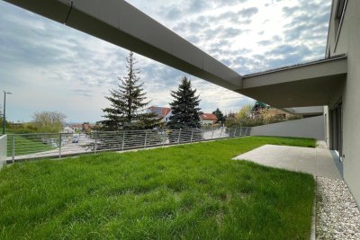 Provisionsfrei - Exklusive 3-Zimmer-Gartenresidenz mit überdachter Terrasse