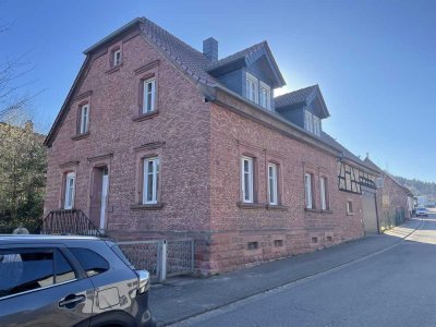 Tolles Bauernhaus mit Scheune und Bauplatz