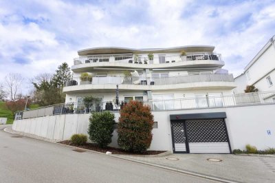 "Luxus trifft auf Nachhaltigkeit" 2-Zi Wohnung mit Traumaussicht in Bad Bellingen
