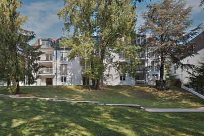 Bezugsfertige Familienwohnung Nähe American International School !!