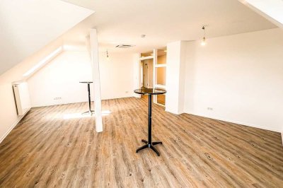 Kernsanierte Premium-Dachgeschosswohnung mit Weitblick, Smart Home & Klimatisierung am Rudolfplatz