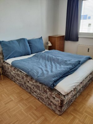Zentrumsnahe MÖBLIERTE / AUSGESTATTETE Wohnung zur Miete von 3-6 Monaten - einfache GESAMTMIETE (also inkl. Wasser, Strom, Heizung, Internet) - Küche und Badezimmer beides NEU