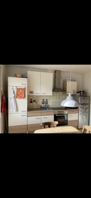 Gepflegt 2 Zimmerwohnung mit Küche und Balkon