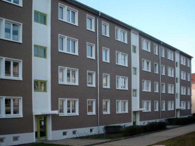 Kompakte 3-Raum-Wohnung mit Balkon in Bitterfeld
