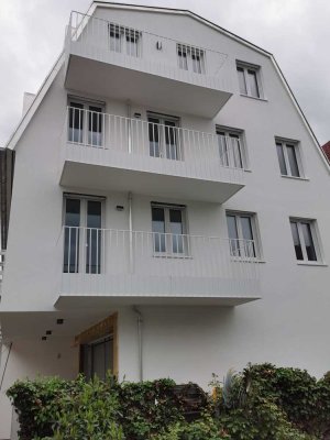 Helle  teilmöblierte Zweizimmerwohnung im Herzen Metzingens