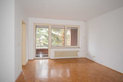 sonnige, freundliche 1,5 Zimmer Wohnung mit Balkon