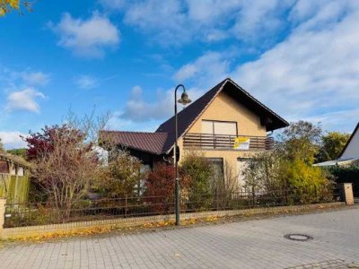 Großes Architektenhaus mit viel Platz in ruhiger Lage von Eggersdorf!