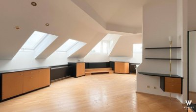 Exklusive Dachgeschoßwohnung mit ca. 86 m² und Blick über Wien I Nahe AKH