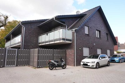 Keine Käuferprovision - Moderne Dachgeschosswohnung mit Balkon