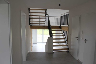 Traumwohnung auf 3 Ebenen - 4-Zimmer mit EBK - Nähe Ingolstadt