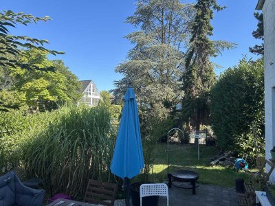 Anfragestopp!! Stilvolle, modernisierte 3-Zimmer-Maisonette-Wohnung mit Terrasse und EBK in Meerbusc
