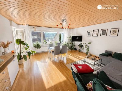 Viel Platz, viele Möglichkeiten: Attraktives Mehrfamilienhaus mit Doppelgarage