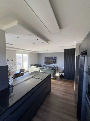 Design-3-Zimmer mit Süd-Balkon, Traum-Küche, Aufzug & Stellplatz in Bestlage Bürgerkämpe (Wolfsburg)