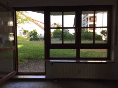 Stilvolle 1,5-Zimmer-Erdgeschosswohnung mit Balkon und EBK in Markgröningen