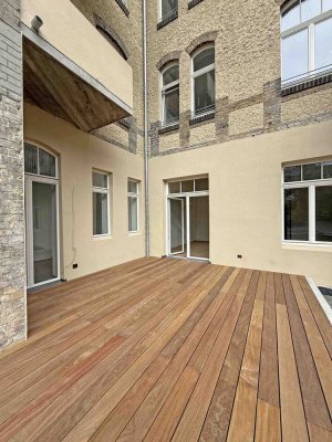 Sonnige Terrassenwohnung im denkmalgeschützten Altbau in Unterbilk...