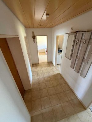 3.0 Zi. Wohnung in Ditzingen-Hirschlanden - 1100 € - 70 m²
