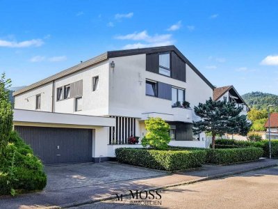 Ein Zuhause der Extraklasse in Waldkirch – elegante Villa mit Pool, Sauna und Einliegerwohnung