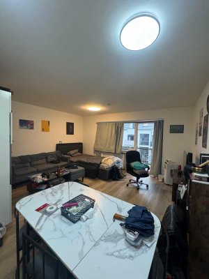 Nachmiete/Untermiete gesucht — 2-Zimmer Wohnung in Aachen - Trierer Straße