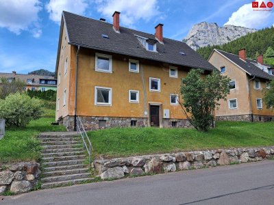 Charmantes Haus mit 3 Wohnungen in sonniger Lage in Eisenerz!