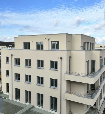Exklusive 2-Zimmer-Dachgeschosswohnung mit traumhafter Terrasse - Perfekt für Singles & Paare